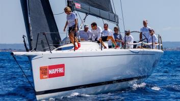 Tú a Sanxenxo y yo a Palma: Felipe VI sale a navegar para preparar la Copa del Rey