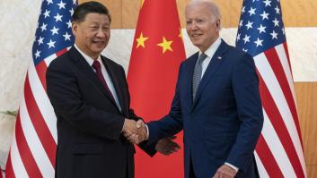 Biden prohíbe inversiones de EEUU en sectores estratégicos de China