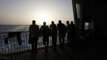 Túnez, entre el mar, la violencia o el desierto: los testimonios de los migrantes