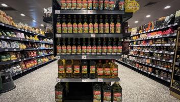 Los supermercados crean un escudo a la imparable subida del precio del aceite de oliva