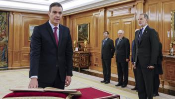 Pedro Sánchez promete su cargo como presidente del Gobierno ante Felipe VI y la Constitución