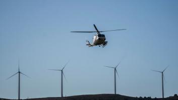 El misterioso helicóptero que sobrevuela Castellón a altura anormalmente baja y sin logo de la DGT