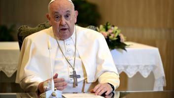 El Papa vuelve a suspender su agenda debido a un resfriado