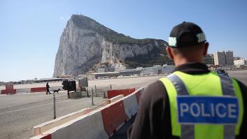 El aeropuerto ocupado ilegalmente es el gran escollo para cerrar el Brexit en Gibraltar