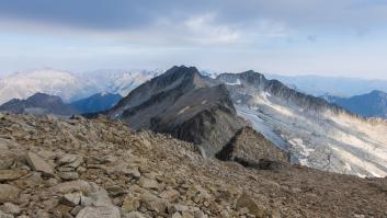 El 'efecto espejo' deja una insólita imagen al verse los Alpes desde los Pirineos