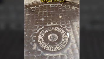 La tapa de alcantarilla de la Gran Vía de Madrid que estaba puesta antes que la propia calle
