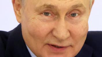 Una tarjeta de visita de Putin es vendida por miles de euros