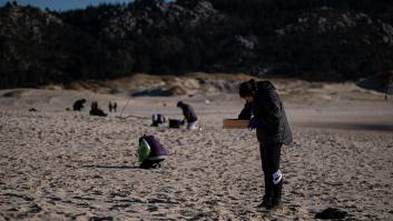 Mapa en tiempo real: consulta aquí las playas de Galicia a las que llegan los pellets de plástico