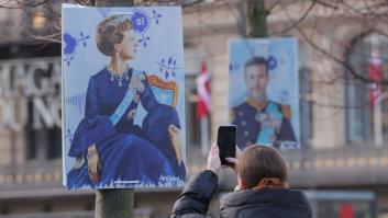 Coronas, banderas, una plaza colapsada y ron: así se prepara Dinamarca para la proclamación de Federico X