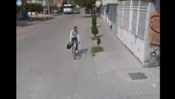Esta escena captada por el coche de Google Maps se convierte en un fenómeno con miles de 'me gusta'