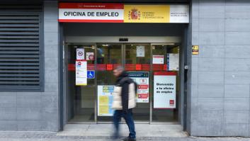 Retrata en una carta a la directora de 'El País' la realidad del mercado laboral al cumplir 45 años