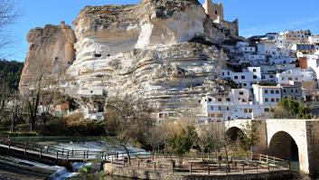 El secreto de este pueblo Castilla-La Mancha: viviendas horadadas en cuevas naturales