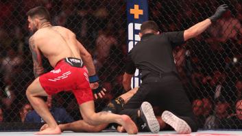 Ilia Topuria se proclama campeón del mundo de la UFC tras derrotar a Volkanovski en el segundo asalto