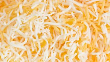 Una nutricionista da la solución al problema más común con el queso rallado