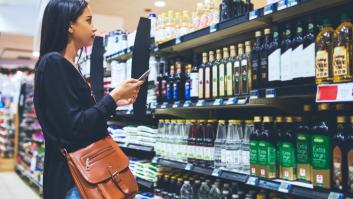 La OCU señala los tres supermercados que han disparado el precio del aceite de oliva de marca blanca