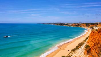 La playa de casi cinco kilómetros a las puertas de España es nombrada la mejor del mundo
