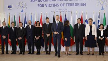 Sánchez defiende el recuerdo de las víctimas de terrorismo "por su dignidad"