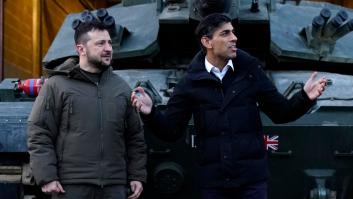 El supertanque británico se hunde en Ucrania durante una demostración a periodistas