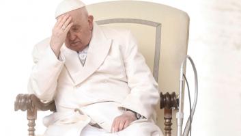 El papa Francisco dice que le dan "lástima" los curas españoles que rezan por su muerte