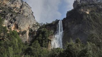 La cascada más alta de Andalucía y segunda de España se oculta en este exuberante refugio natural