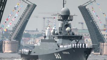 Las sanciones dejan a Rusia sin su gran buque de guerra incinerado