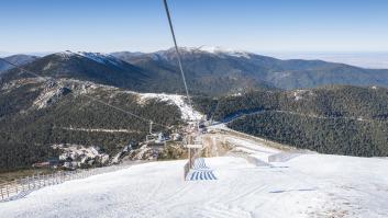 Una colombiana va a esquiar a la Sierra de Madrid y lo que le dice su novio la deja en shock