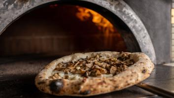 La humilde pizzería de barrio de dos fugados de Telepizza que conquista España con pizzas de los 90