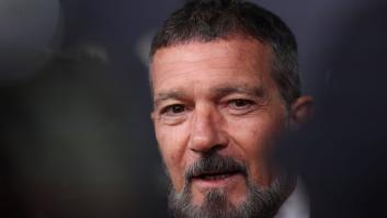 Antonio Banderas pide un café y lo que le sirven da (otra vez) la vuelta al mundo