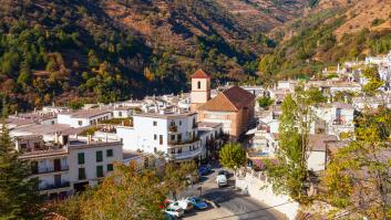 El pueblito de Granada de toque veneciano que tiene un canal de agua por sus principales calles