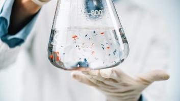 Una prueba revela la presencia de microplásticos en los testículos humanos