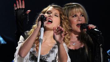 Stevie Nicks da un concierto y las 'swifties' no pueden evitar fijarse en este detalle