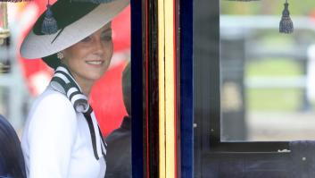 Kate Middleton reaparece sonriente en el desfile Trooping the Colour