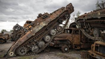 Rusia acaricia un hito en su cementerio de tanques