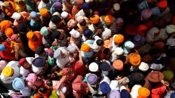 Más de un centenar de muertos en el norte de India por una estampida durante un evento religioso