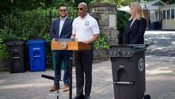 El alcalde de New York anuncia un innovador sistema para recoger la basura