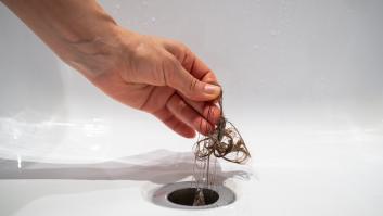El sencillo truco del fontanero para desatascar los desagües