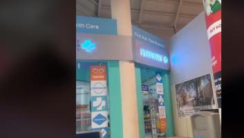Una farmacéutica española muestra cómo es una farmacia en el aeropuerto de Punta Cana