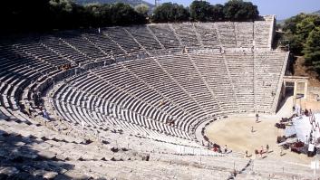 Epidauro, el teatro griego patrimonio de la Humanidad que se considera que alcanzó la perfección acústica