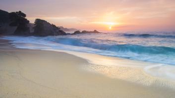 Esto es todo lo que puedes encontrar debajo de la arena de las playas españolas