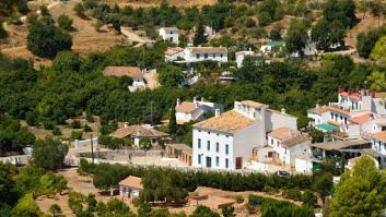 La escapada obligatoria de verano: el pueblo de Málaga con las cascadas más hermosas y fresquitas