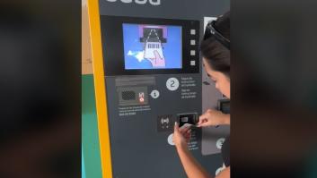 Deja el coche más de tres días en un parking... y ojo a la cifra a pagar que sale en la pantalla