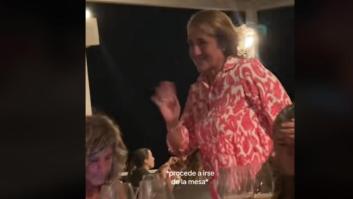 Preparan el cumpleaños de su madre, esta se va de la mesa y reaccionan así: hay segunda parte