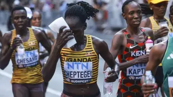 La atleta olímpica Rebecca Cheptegei, en el hospital después de que su pareja le prendiese fuego