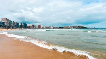 Esto es lo que aparece en una playa de Gijón: impacta verlo