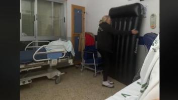 La ingresan en el hospital y días después su madre hace algo que solo ellas harían