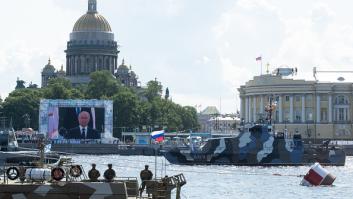 Emerge en Noruega el buque de guerra ruso especializado en destruir submarinos y dispara a los pescadores desprevenidos