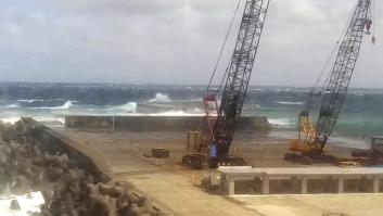 Graban la llegada exacta de un tsunami en el sur de Tokio tras el impacto de un terremoto