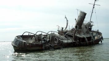 La sequía emerge barcos nazis repletos de munición sin detonar