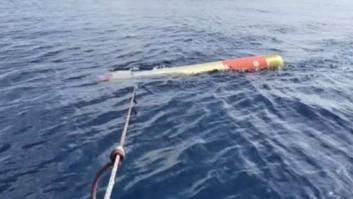 Tropiezan con un torpedo de la Armada Española sin explotar y se enfrentan a la gran duda