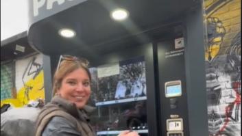 Se gasta diez euros en una máquina expendedora sorpresa en Berlín y esto es lo que le sale